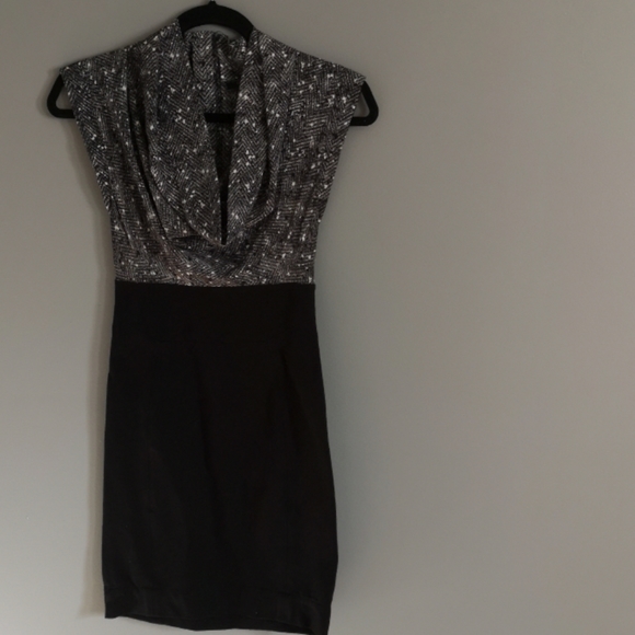 Guess dress 2/$100 🖤 - Picture 1 of 4